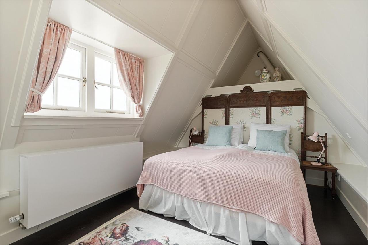 Boutique Hotel Jongwijs Westzaan Room photo
